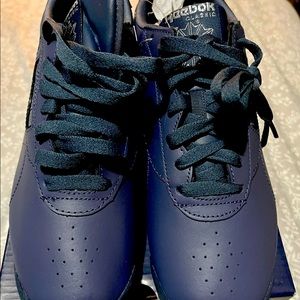 Women’s Reebok sneakers